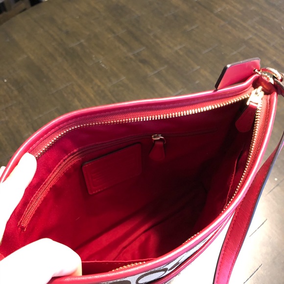 Coach Crossbody Bag - Picture 3 of 3